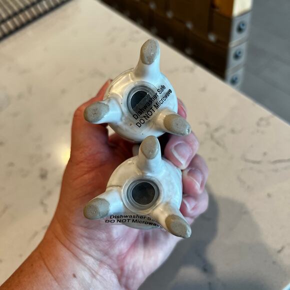 Salt and Pepper Shakers - Picture 4 of 4